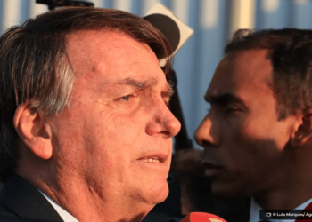 Defesa de Bolsonaro quer adiar depoimento a PF em caso sobre golpe © Lula Marques Agencia Brasil O Diário de Notícias do País!