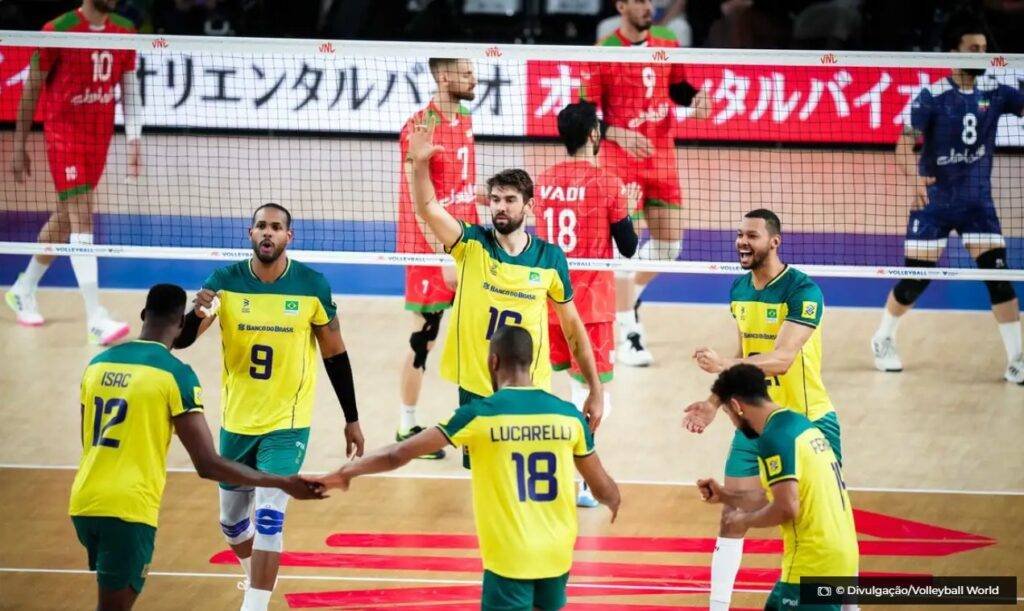 Brasil oscila mas vence Ira na Liga das Nacoes de Volei Masculino © DivulgacaoVolleyball World O Diário de Notícias do País!