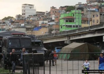 Policial morre e outro fica ferido em confronto no Complexo da Mare © Fernando Frazao I Via Agencia Brasil O Diário de Notícias do País!