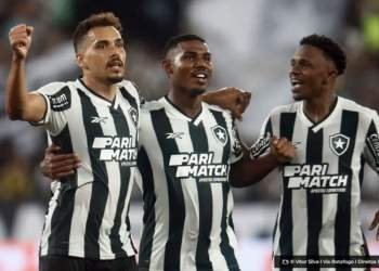 Botafogo com 39 pontos mantem a lideranca da serie A do Brasileirao © Vitor Silva I Via Botafogo I Direitos Reservados O Diário de Notícias do País!