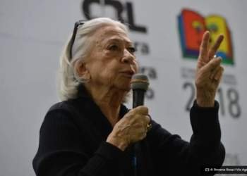 Guinness premia Fernanda Montenegro por recorde de publico em leitura © Rovena Rosa I Via Agencia Brasil O Diário de Notícias do País!