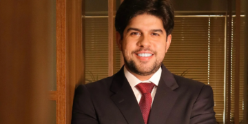 Felipe Athayde é advogado tributarista, professor e contador em formação © Divulgação