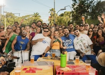 Hit “P do Pecado”, feat de Menos é Mais e Simone Mendes © Divulgação