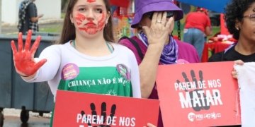 8 de março em Brasília: mulheres clamam por fim ao feminicídio e justiça social