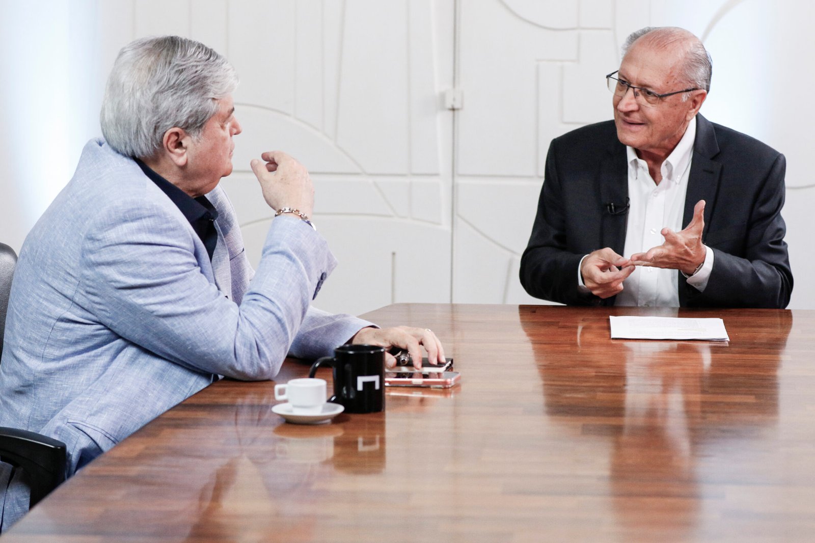 Alckmin exige apuração rigorosa e punição para envolvidos em escândalo do Banco Master