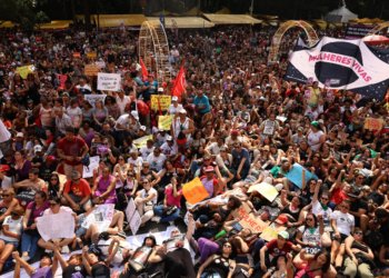 Com 4 feminicídios por dia, Ministra exige responsabilidade e integração contra a