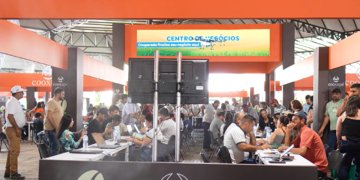 Com público superior a 45 mil pessoas, Femagri 2026 realizou 10,3 mil orçamentos 📷 Divulgação/Cooxupé