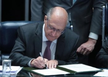 Congresso Nacional promulga acordo Mercosul-UE, impulsionando economia e comércio global