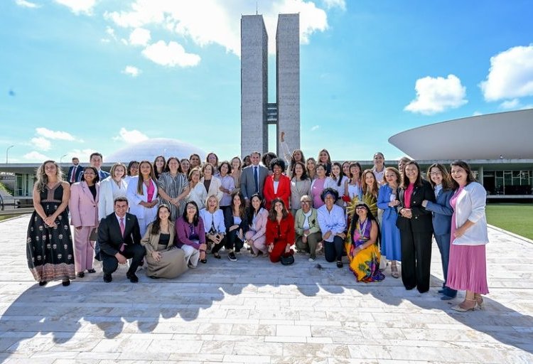 Feminicídio e orçamento: as prioridades da bancada feminina na Câmara para 2026