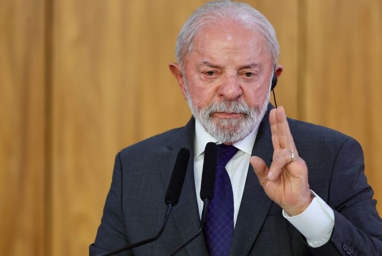 Lula e Ramaphosa: Parceria Brasil-África do Sul foca em defesa e recursos naturais