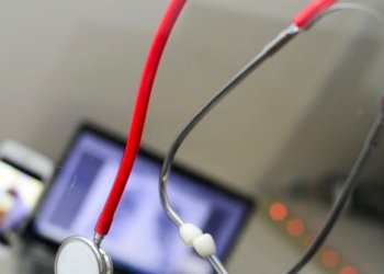 Mil vagas gratuitas em curso de Saúde Digital para profissionais do SUS