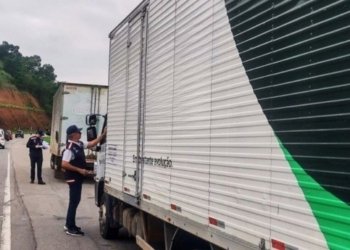 Sefaz recupera R$ 63,4 mil em fiscalização de cargas irregulares na ES-080