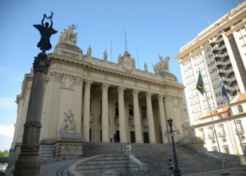 TJ do Rio anula eleição de Douglas Ruas para presidência da Alerj por falha processual