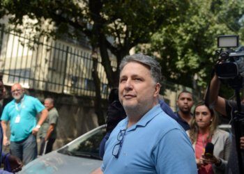 Zanin derruba condenação de ex-governador Garotinho por irregularidades na coleta de provas
