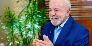 Presidente anuncia plano para proibir apostas eletrônicas e combater dívidas familiares