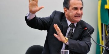 Silas malafaia vira réu no STF por injúria contra generais do exército brasileiro
