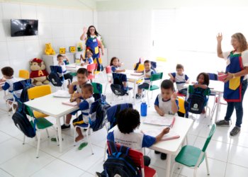 Uma em cada dez crianças de 4 e 5 anos está fora da escola em 876 municípios brasileiros