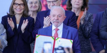 Brasil cria cadastro nacional de agressores de mulheres após 100 dias de pacto