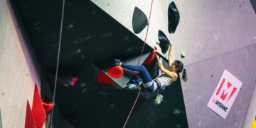 Marina dias domina copa do mundo de paraescalada em salt lake city