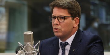 STF investiga repasses de emendas para produtora de filme sobre Jair Bolsonaro