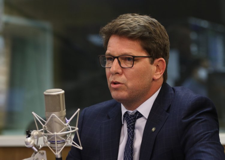 STF investiga repasses de emendas para produtora de filme sobre Jair Bolsonaro