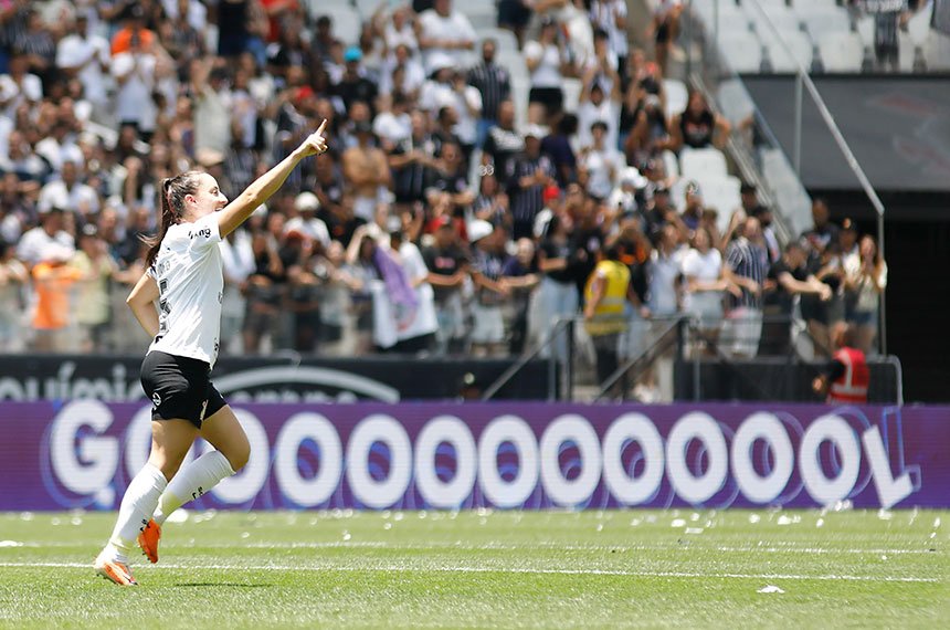 Senado avalia isenção de ISS para organizar a copa do mundo feminina de 2027