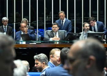 Alcolumbre promulga Lei da Dosimetria que altera cálculos de penas do 8 de janeiro