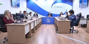 Anvisa e Polícia Federal iniciam força-tarefa para analisar canetas irregulares