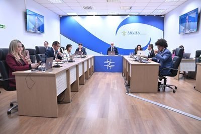 Anvisa e Polícia Federal iniciam força-tarefa para analisar canetas irregulares