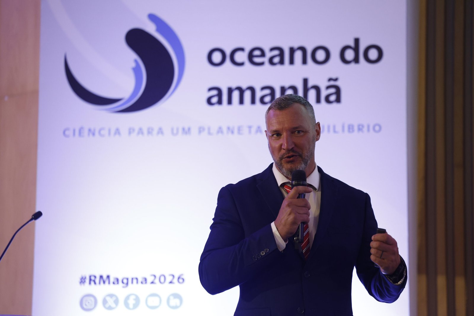 Aquecimento global acelera contaminação dos oceanos por mercúrio tóxico