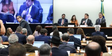Boulos rechaça compensação a empresas pelo fim da escala 6x1