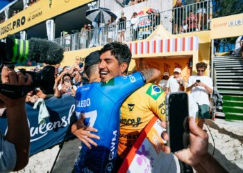 Brasil brilha na estreia da etapa de Raglan pela WSL na Nova Zelândia