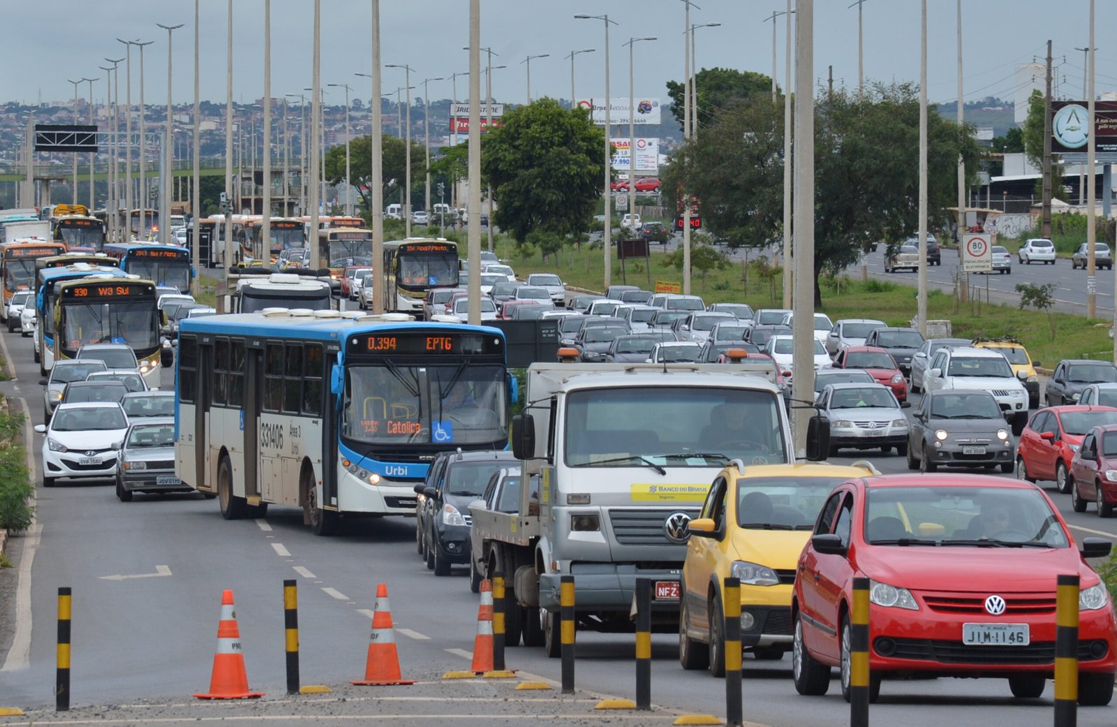 Brasil institui dia nacional em memória das vítimas de trânsito