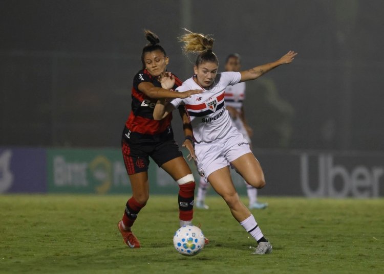 Brasileirão feminino: São Paulo supera flamengo e assume vice-liderança