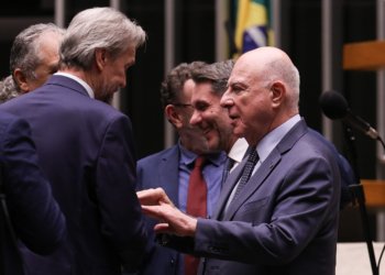 Câmara aprova Política Nacional de Minerais Críticos com fundo de até R$ 5 bilhões