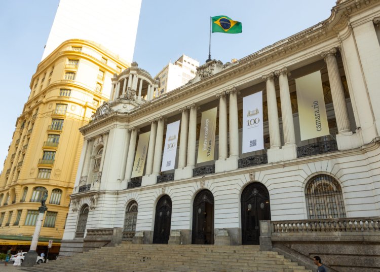 Câmara do Rio aprova limite de 5% para cargos comissionados na prefeitura