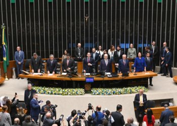 Câmara dos Deputados celebra bicentenário em sessão solene no Congresso Nacional