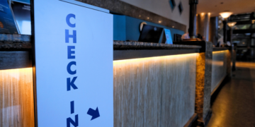 Check-in digital em hotéis: agilidade e segurança para viajantes no Brasil
