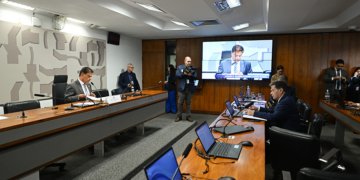 CRE faz sabatina de 7 indicados para embaixadas e análise de projetos nesta quarta