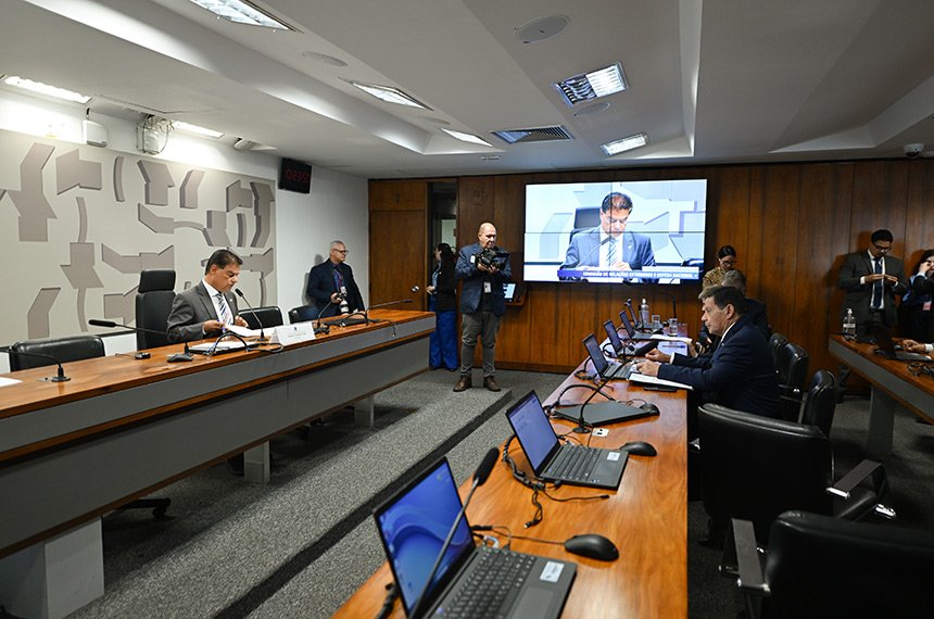 CRE faz sabatina de 7 indicados para embaixadas e análise de projetos nesta quarta