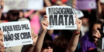 Desinformação sobre o PL da Misoginia ganha força com apoio de políticos nas redes