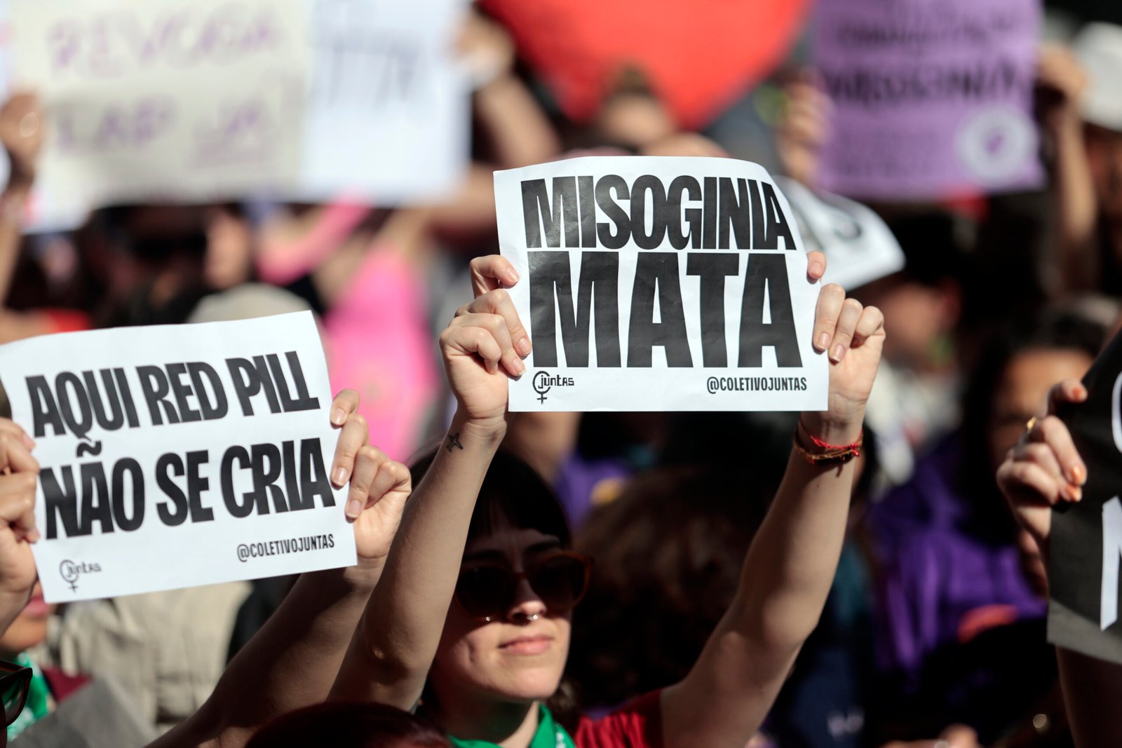 Desinformação sobre o PL da Misoginia ganha força com apoio de políticos nas redes