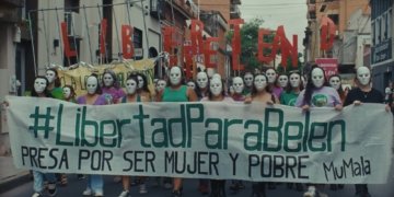 Dolores Fonzi disputa prêmio com filme sobre luta pelo aborto legal na Argentina