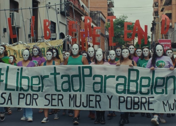 Dolores Fonzi disputa prêmio com filme sobre luta pelo aborto legal na Argentina