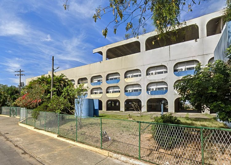 Explosão de artefato deixa oito alunos feridos em escola de Belford Roxo