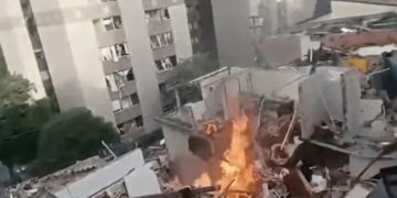 Explosão por vazamento de gás deixa um morto e gera danos no Jaguaré, em SP