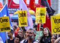 Flávio Bolsonaro propõe pagamento por hora como alternativa à jornada 6x1
