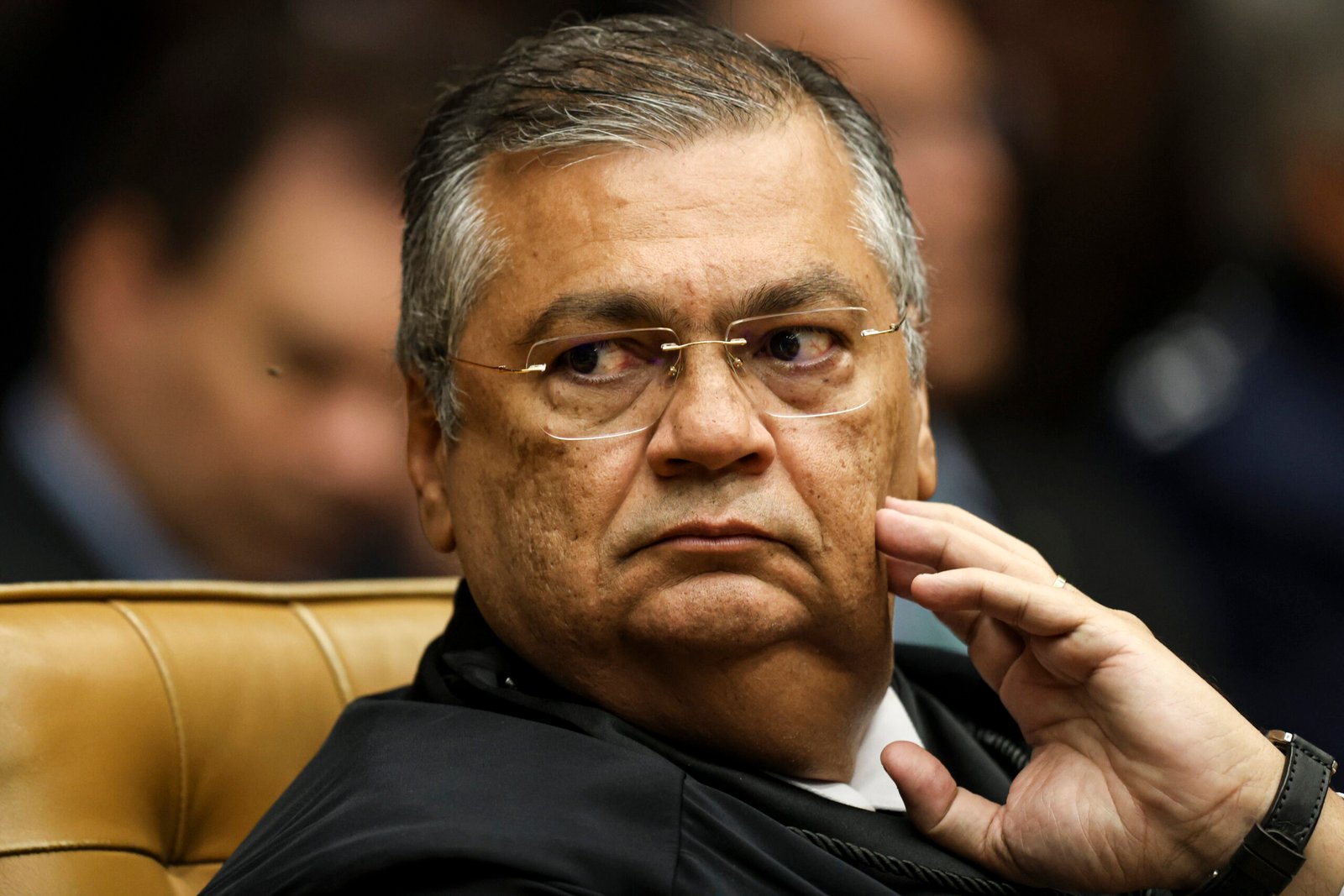 Flávio Dino proíbe novos penduricalhos para magistrados e membros do MP