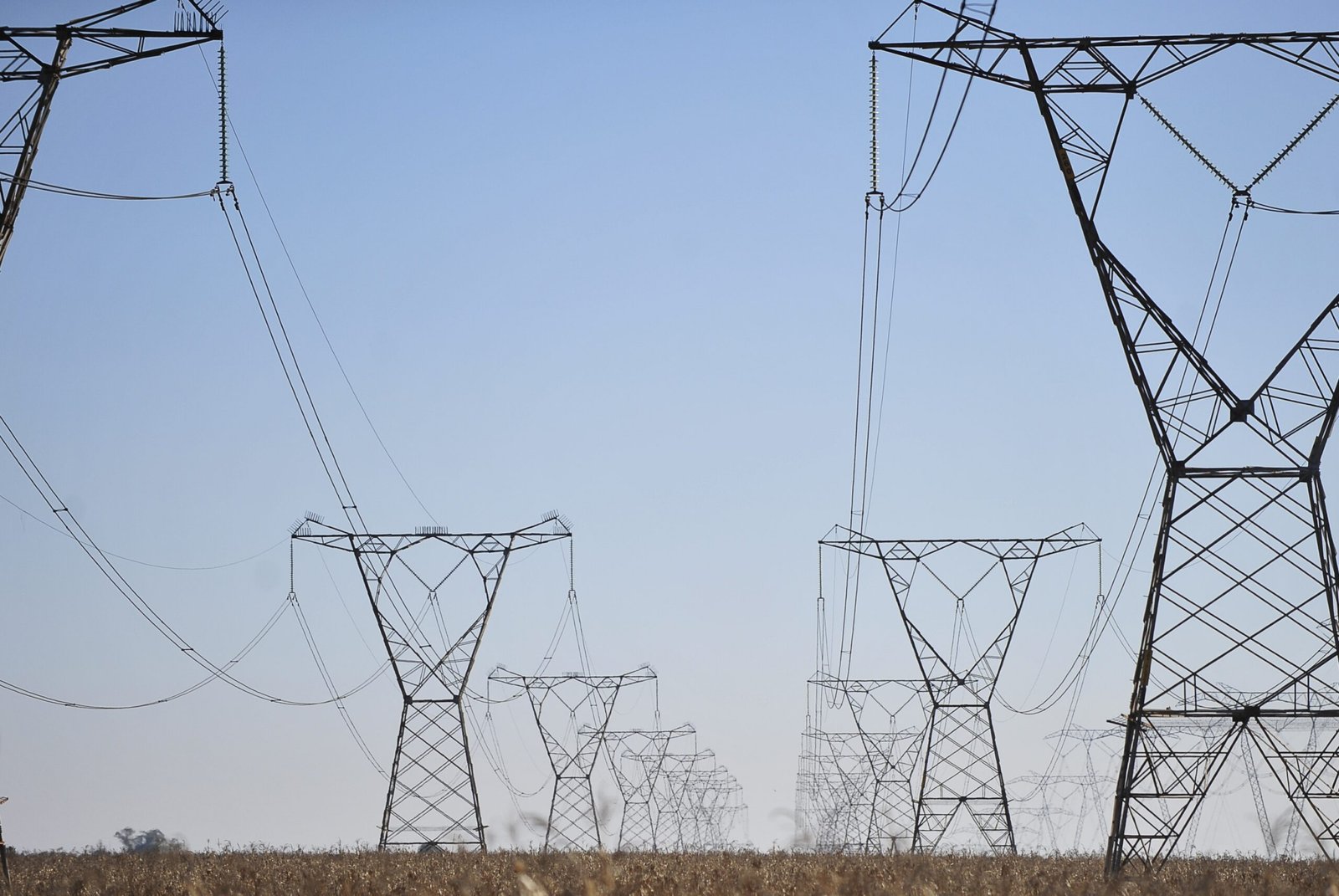Governo federal amplia Luz para Todos com foco na Amazônia Legal