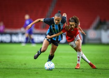Inter vence nos pênaltis, elimina Grêmio e avança na Copa do Brasil Feminina